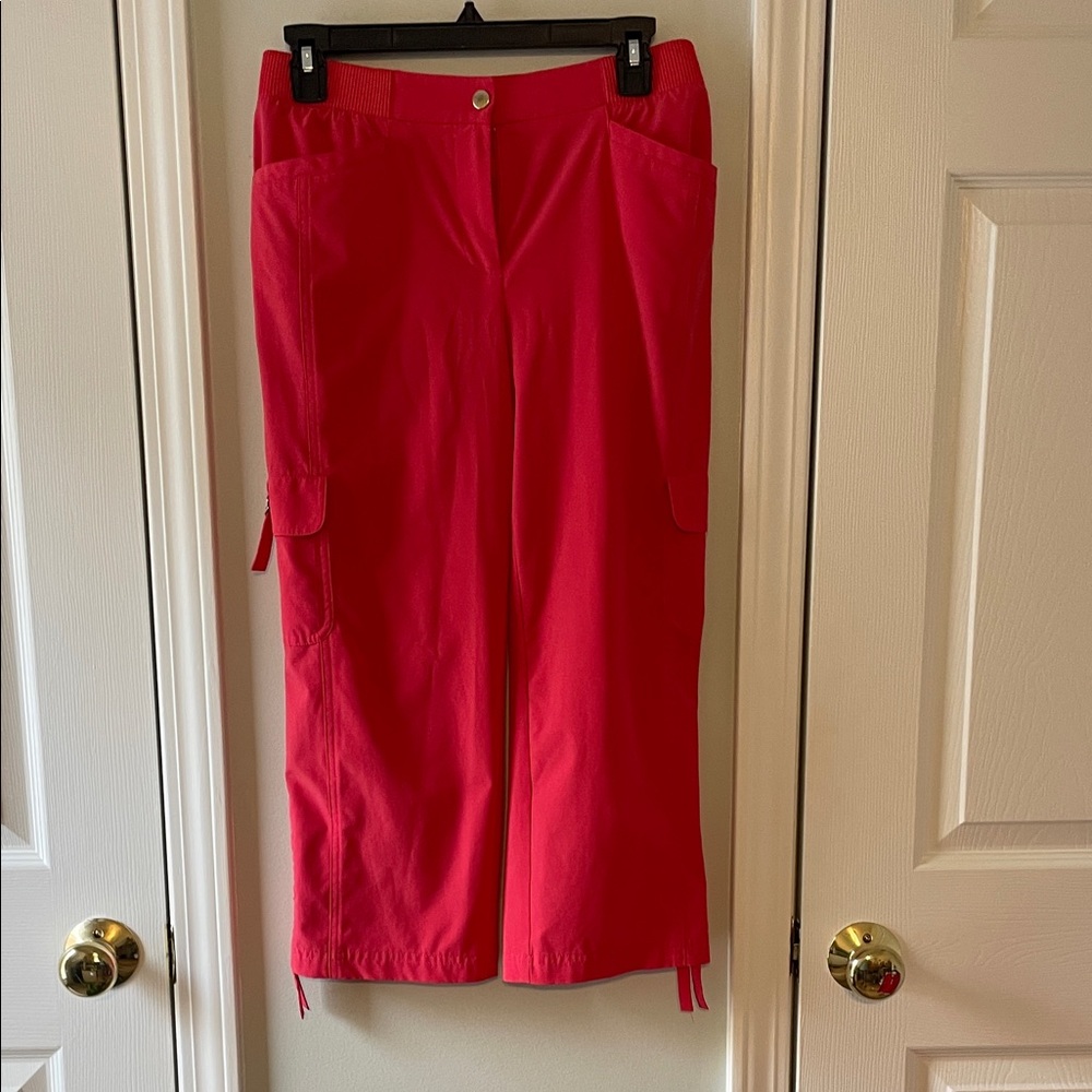 Women's Red Capris